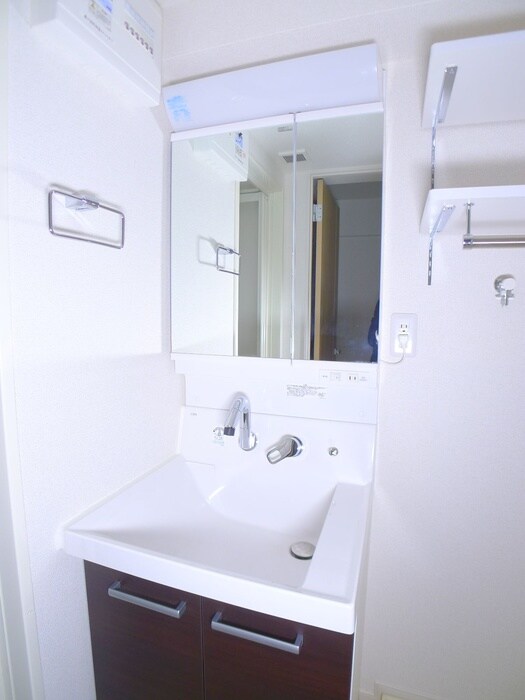 物件内観写真15　(洗面)