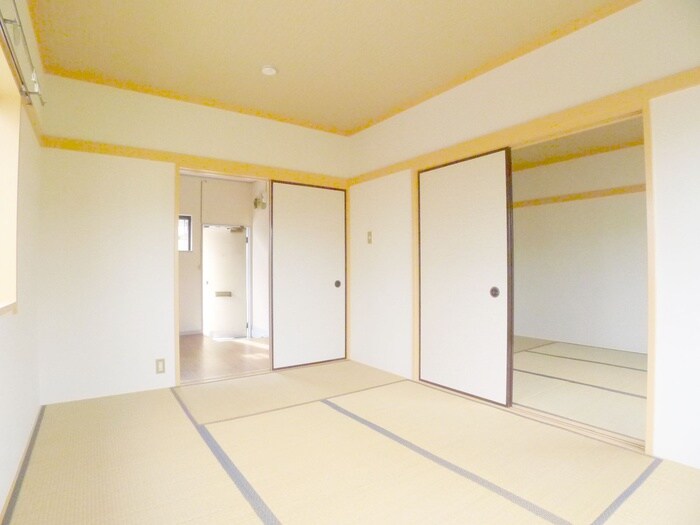 物件内観写真10　(居室)