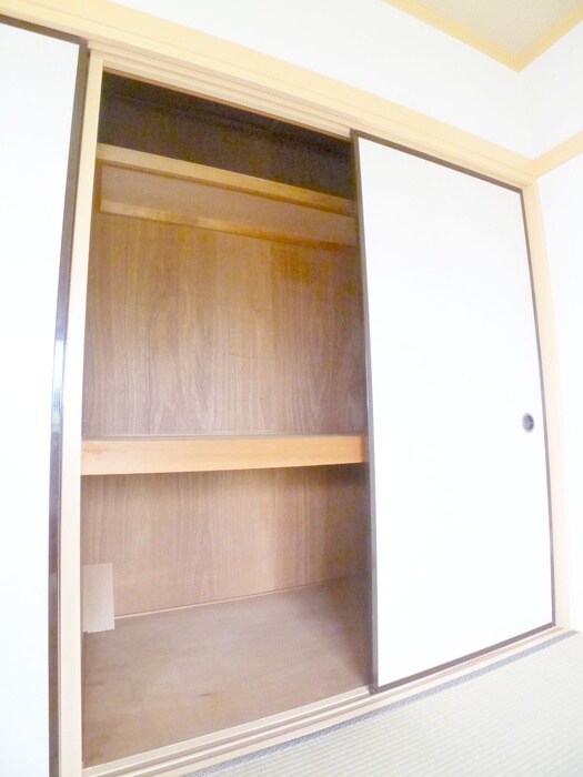 物件内観写真11　(収納)