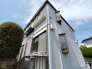 ファミ－ユ藤が丘Ａ棟外観写真
