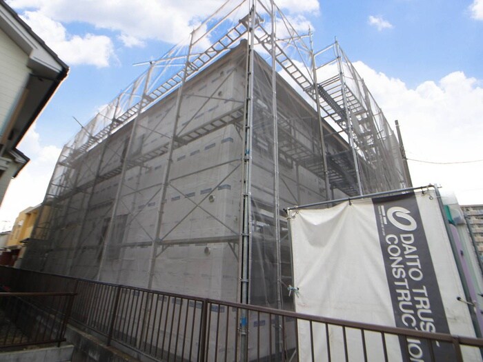 物件外観写真2　(建築中)