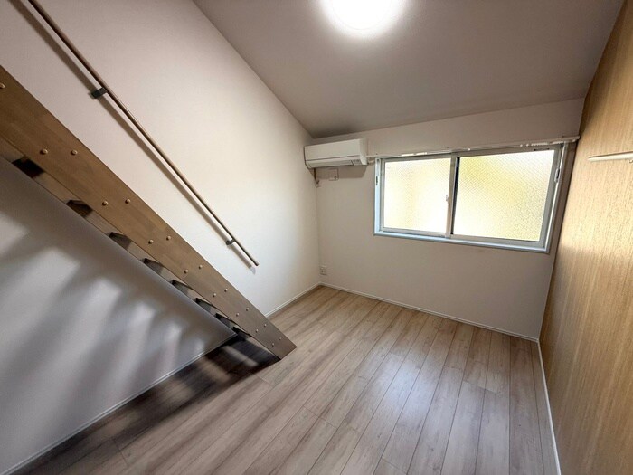 物件内観写真7　(居室)