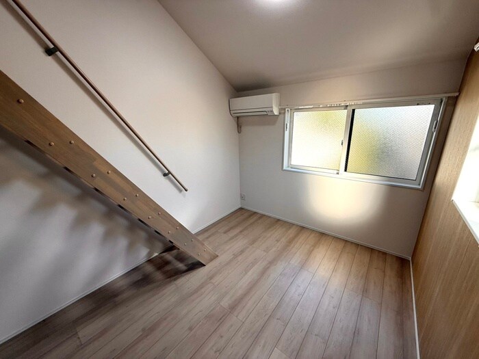 物件内観写真8　(居室)