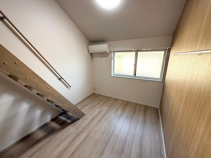 物件内観写真8　(居室)