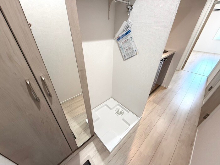 物件内観写真14　(洗濯機置場)