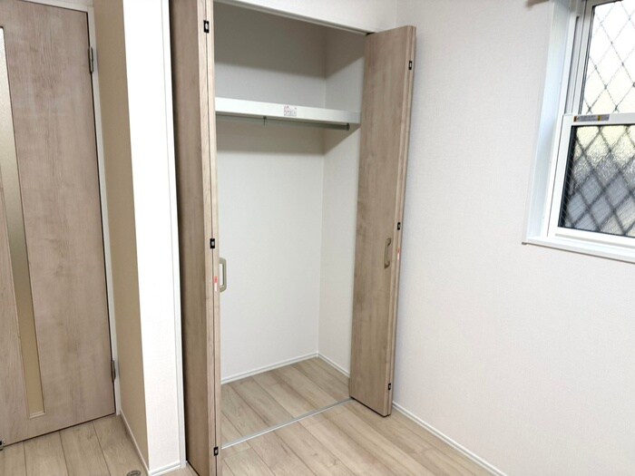 物件内観写真16　(収納)