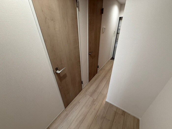 物件内観写真17　(廊下)