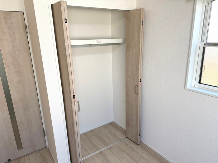 物件内観写真18　(収納)
