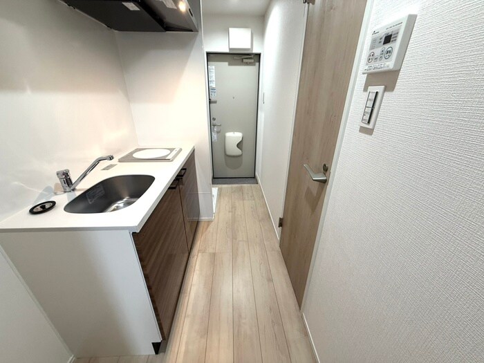 物件内観写真21　(廊下)