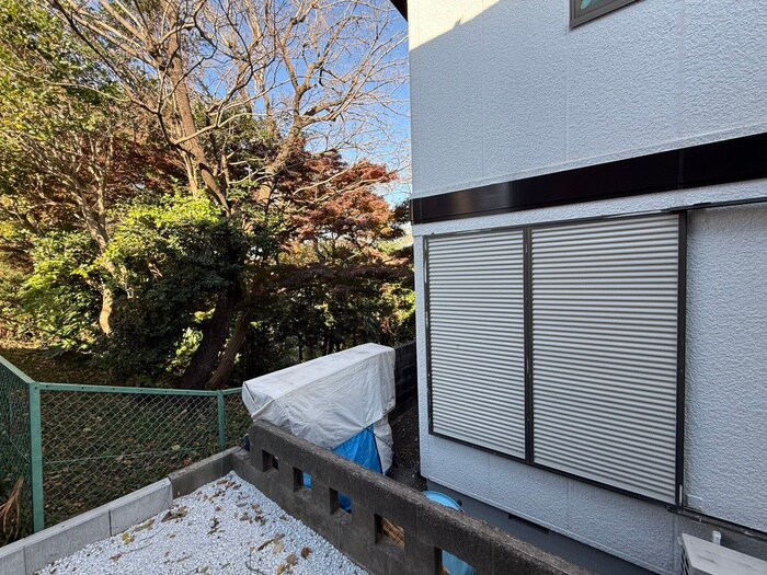 物件内観写真22　(室内からの展望)