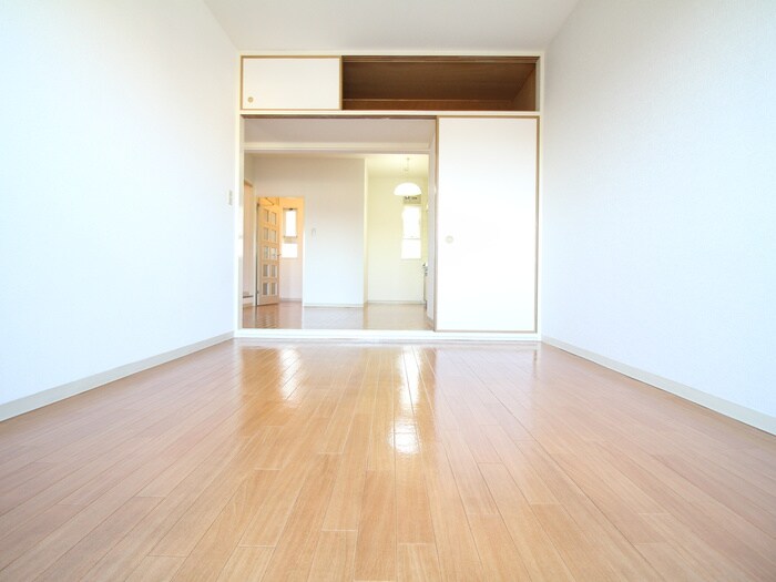 物件内観写真6　(居室)