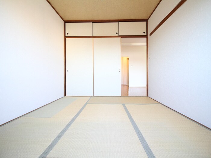 物件内観写真8　(居室)