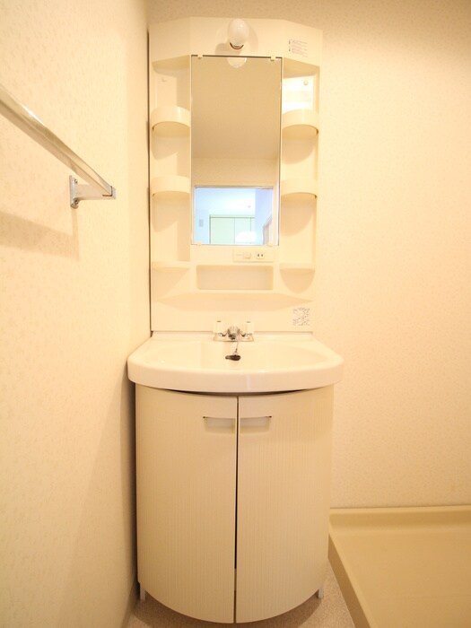 物件内観写真11　(洗面)