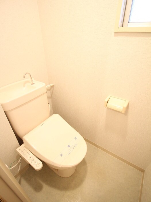 物件内観写真13　(トイレ)