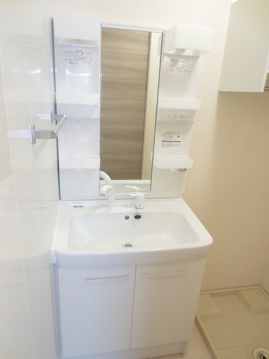 物件内観写真11　(洗面)