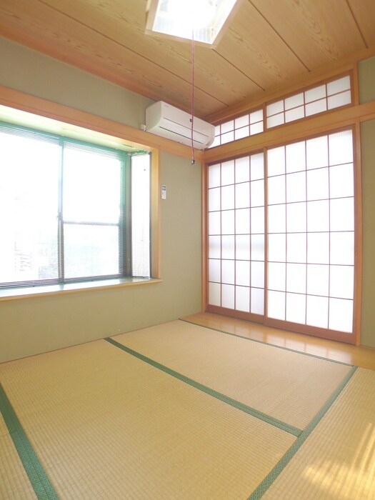 物件内観写真8　(居室)