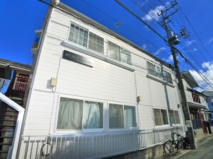 ビーカーサマツドリボーン外観写真