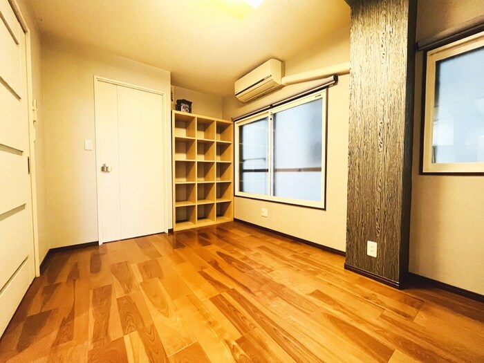 さかいビルの居室