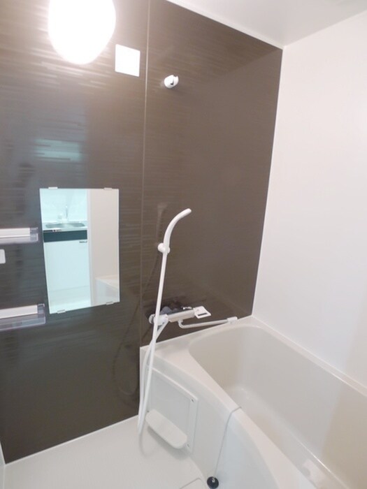 物件内観写真8　(バス／シャワールーム等)
