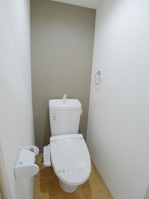 物件内観写真12　(トイレ)