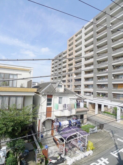 物件内観写真18　(室内からの展望)