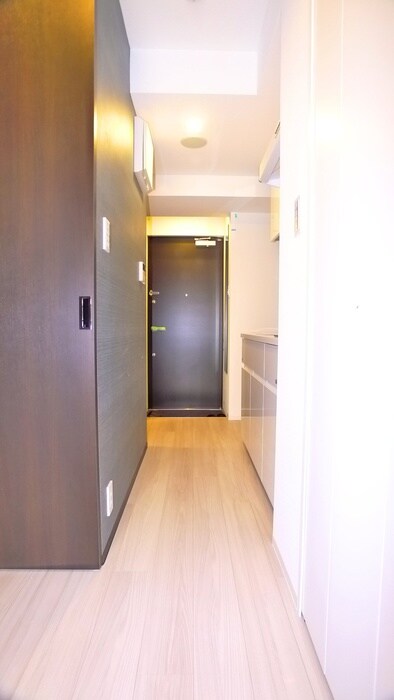 物件内観写真18　(廊下)