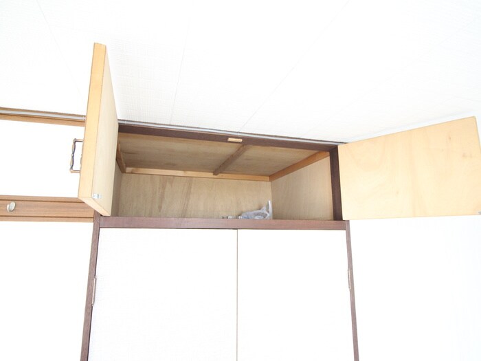 物件内観写真12　(収納)