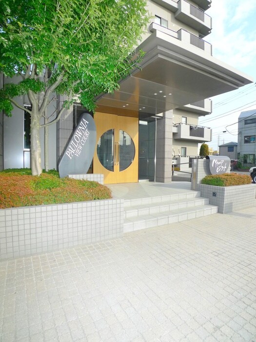 物件外観写真2　(エントランス部分)