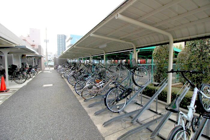 物件外観写真4　(駐輪場)