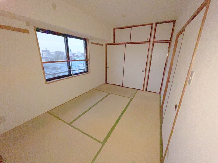 物件内観写真10　(居室)