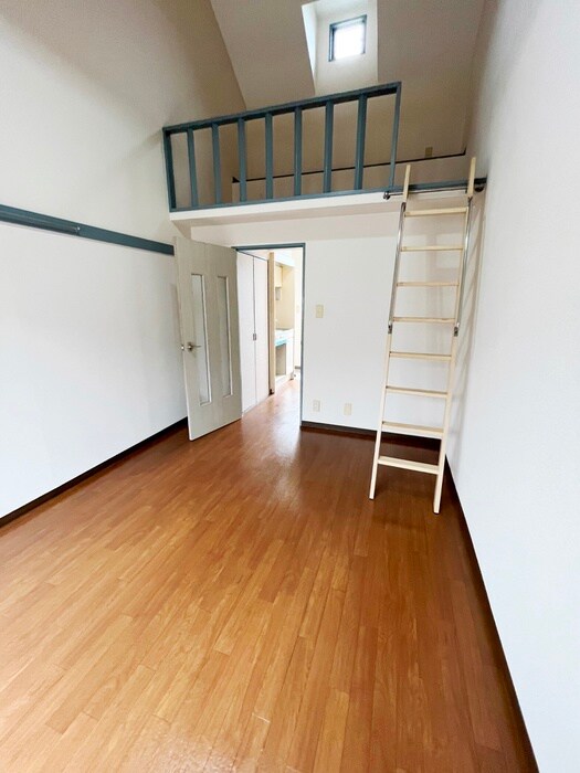 物件内観写真5　(居室)