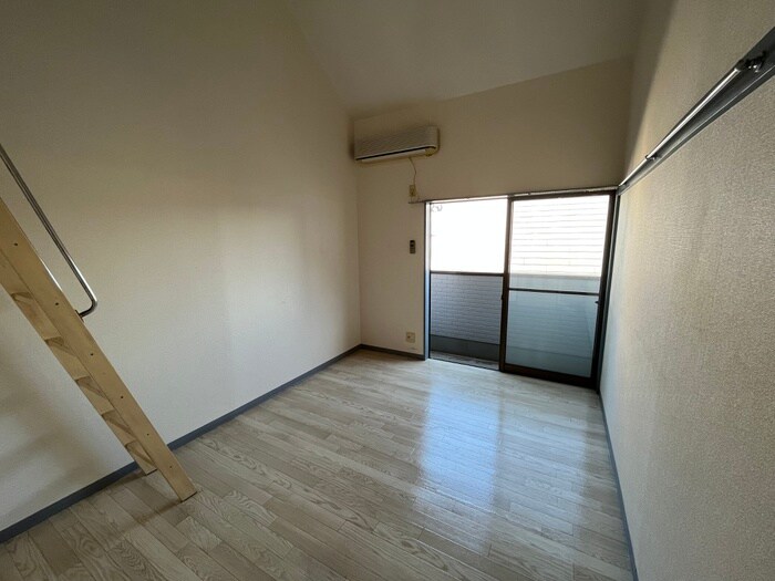 物件内観写真6　(居室)