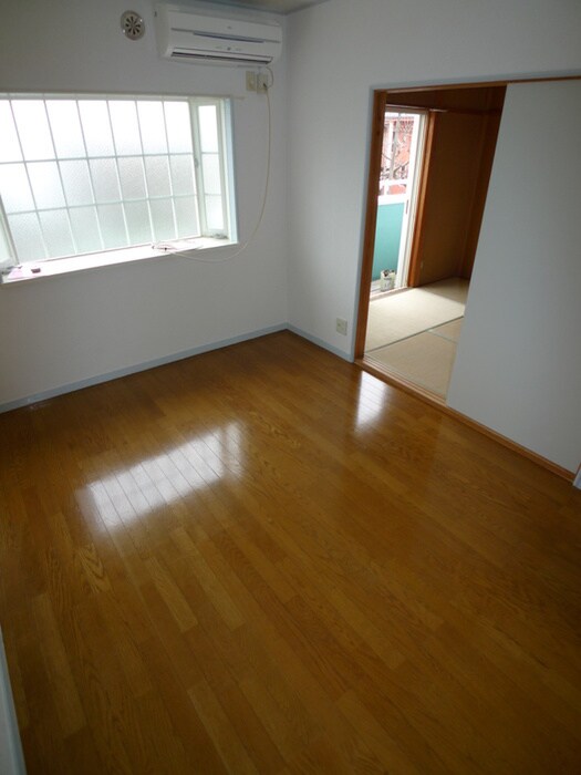 物件内観写真8　(居室)