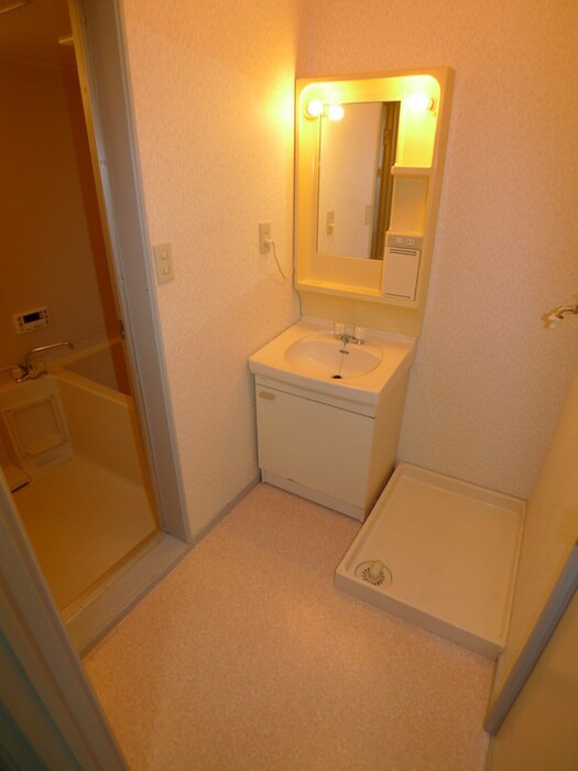 物件内観写真12　(洗面)