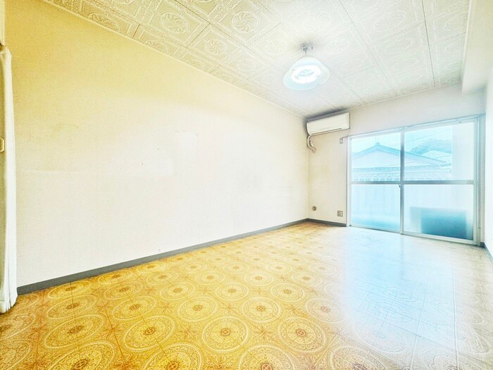 物件内観写真7　(居室)