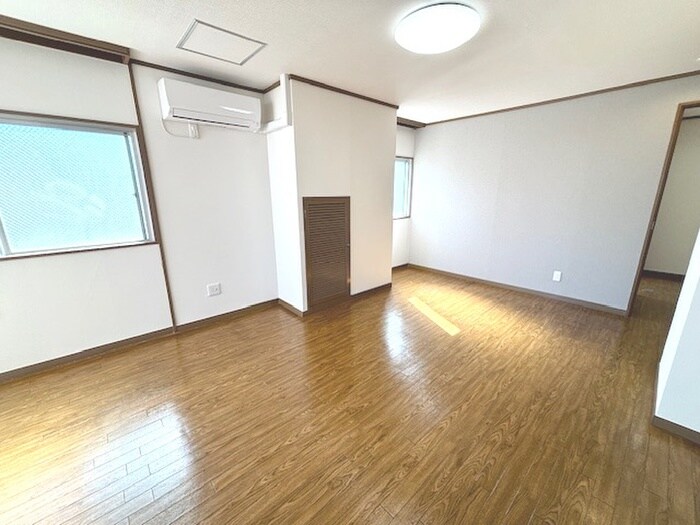 物件内観写真12　(居室)