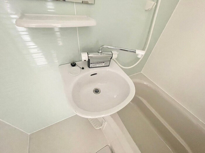 物件内観写真11　(洗面)