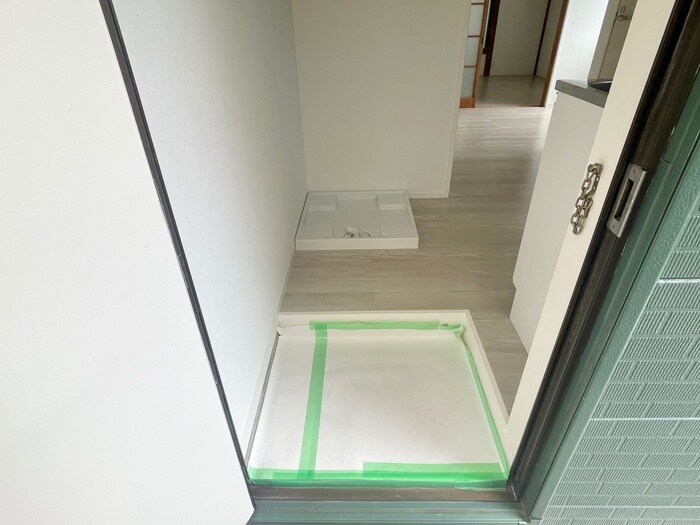 物件内観写真19　(玄関)