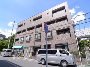 プラゼール成増外観写真