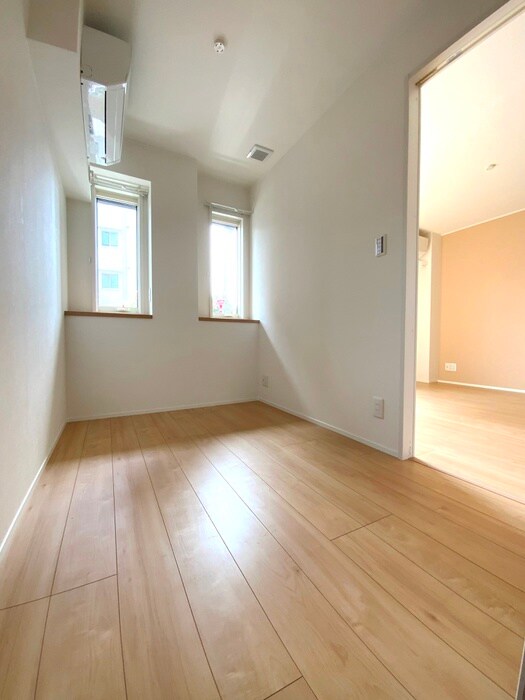 物件内観写真13　(居室)