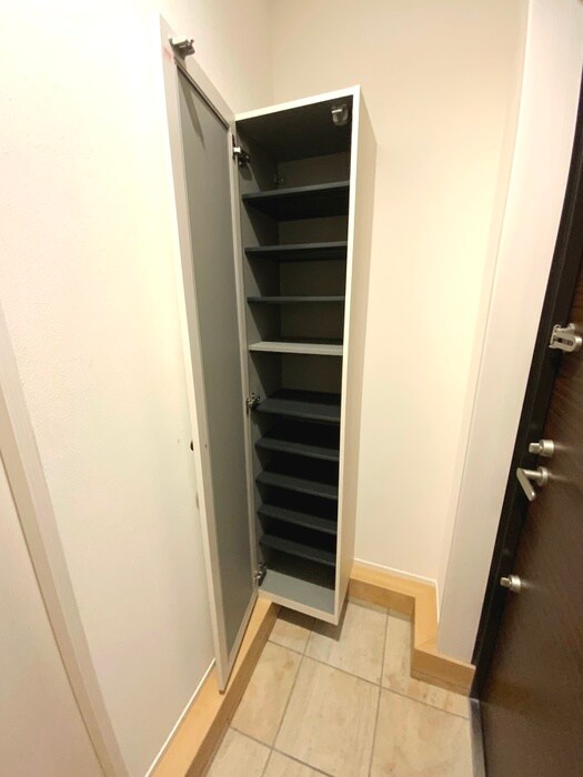 物件内観写真16　(靴箱)