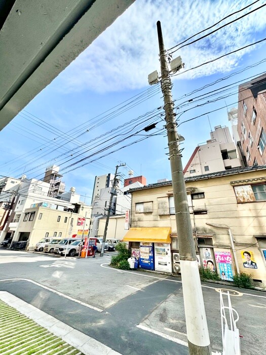 物件内観写真20　(室内からの展望)