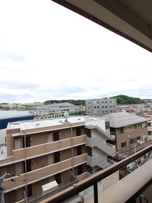 物件内観写真22　(室内からの展望)