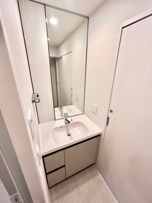 物件内観写真12　(洗面)