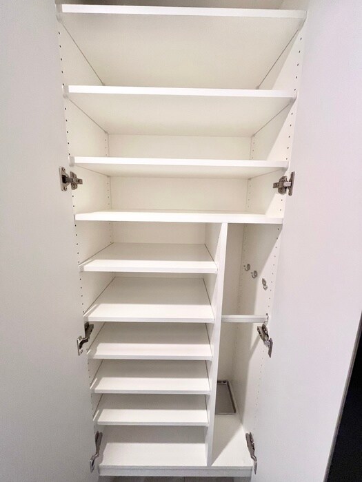 物件内観写真15　(靴箱)