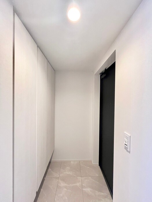 物件内観写真15　(玄関)