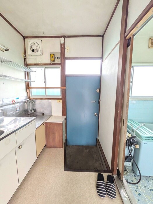 物件内観写真20　(玄関)