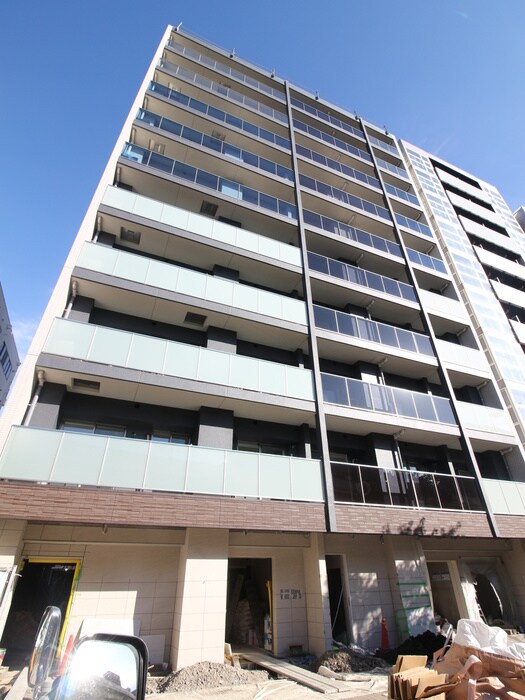 物件外観写真5　(エントランス部分)