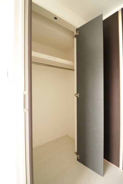 物件内観写真16　(収納)