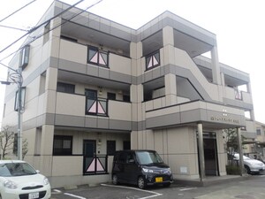 クイーンズタウンⅢ番館外観写真